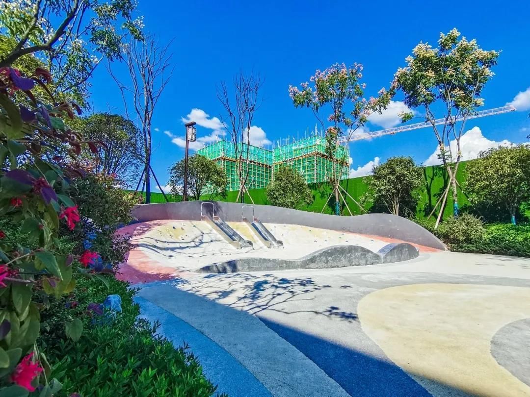 湖南省一(yi)建園(yuan)林建(jian)設(shè)(she)有限(xian)公(gong)司 湖(hu)南(nan)省(sheng)一(yi)建園(yuan)林(lin)建(jian)設(shè)(she)有(you)限(xian)公司