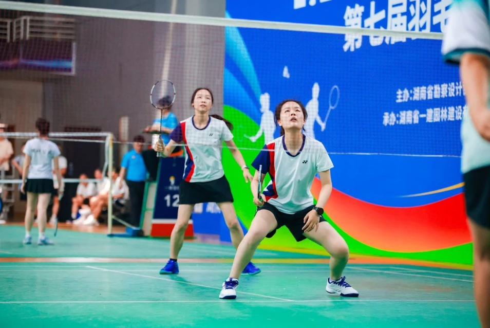 湖南(nan)省一建(jian)園(yuan)林建設(shè)(she)有(you)限(xian)公司(si)