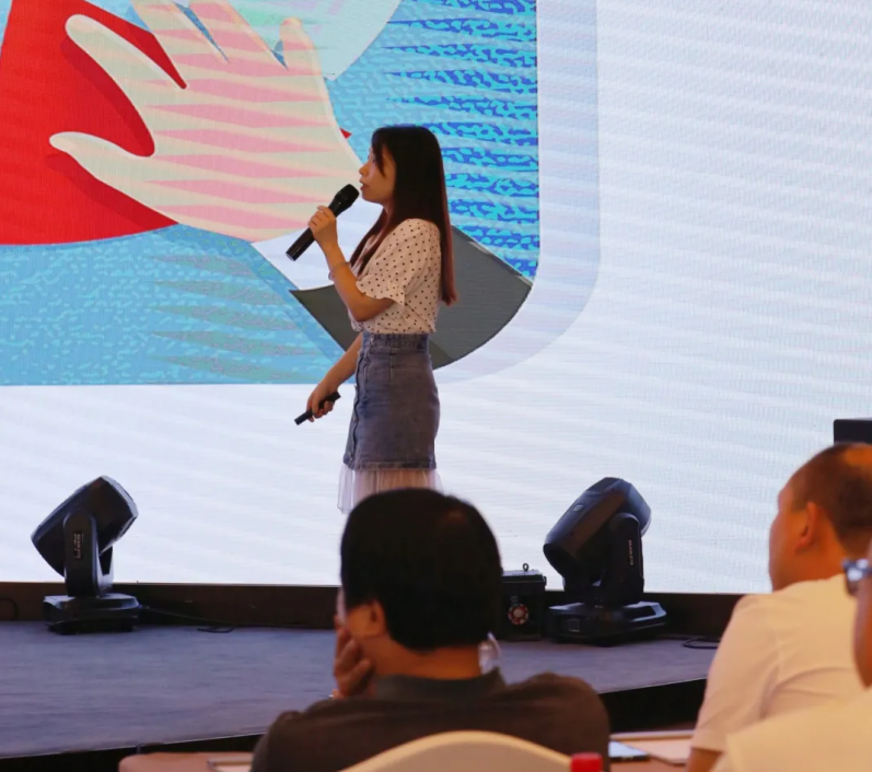 湖(hu)南(nan)省(sheng)一(yi)建園林建(jian)設(shè)(she)有限(xian)公司(si)