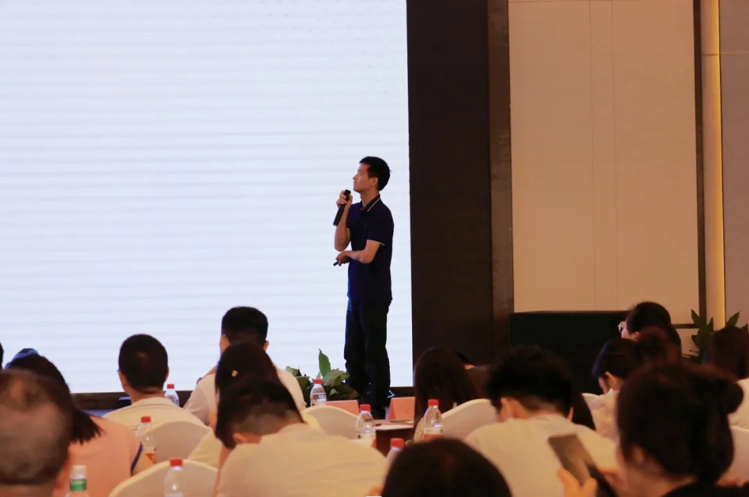 湖(hu)南(nan)省一建(jian)園林建設(shè)有限公(gong)司(si)